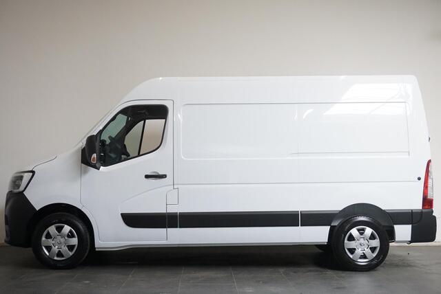 Renault MASTER T33 2.3 dCi 135PK L2H2 Work Edition Airco Cruise Camera Navi Parkeersensoren Trekhaak