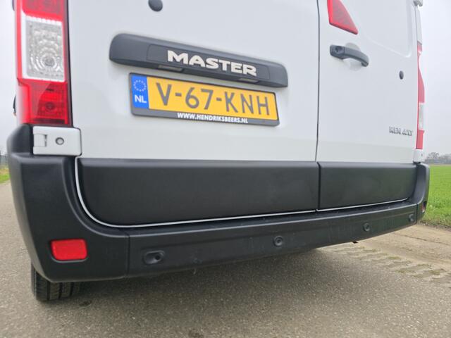 Renault MASTER T33 2.3 dCi 135 L2 H2 Comfort 135 Pk - Euro 6 - Airco - Cruise Control