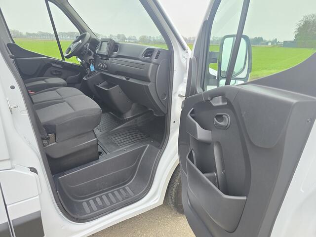 Renault MASTER T33 2.3 dCi 135 L2 H2 Comfort 135 Pk - Euro 6 - Airco - Cruise Control