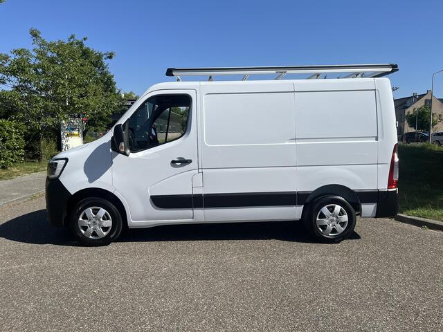 Renault MASTER T28 2.3 dCi 135 L1H1 Work Edition TREKHAAK / PARKEERSENSOREN VOOR, ACHTER + CAMERA / AIRCO / NAVIGATIE / CRUISE CONTROLE.