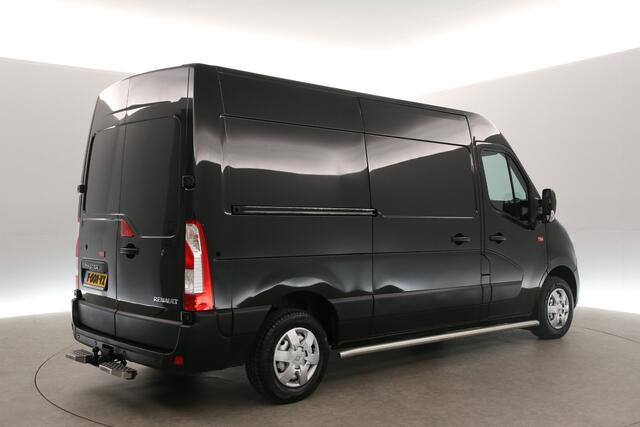 Renault MASTER T35 2.3 dCi L2H2 Airco Camera Cruise Navigatie Trekhaak PDC 3 Persoons Elektrpakket