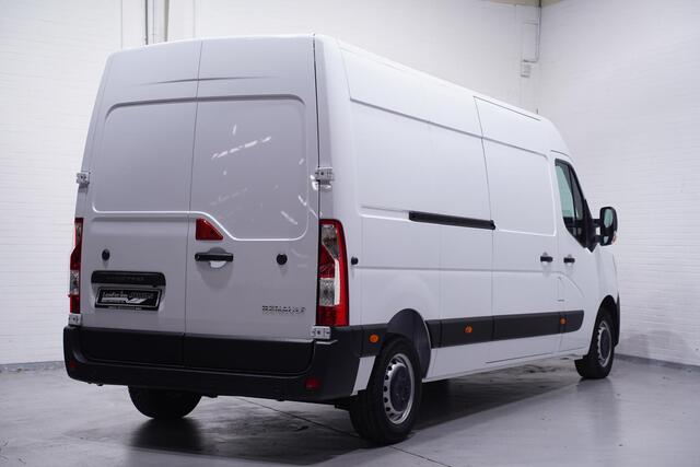 Renault MASTER 2.3 DCi 135 pk L3H2 Navi, Camera, BPM vrij Airco, Cruise control, Laadruimte Pakket, PDC V+A, 3-Zits, Nieuw 2024