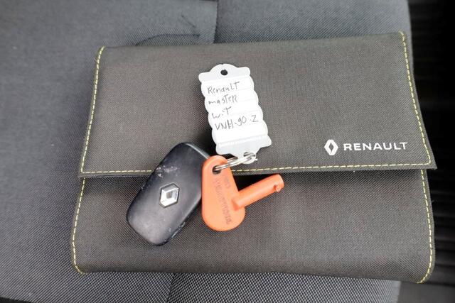 Renault MASTER T35 2.3 dCi 165pk Bakwagen met laadklep en zijdeur L445cm 11-2021