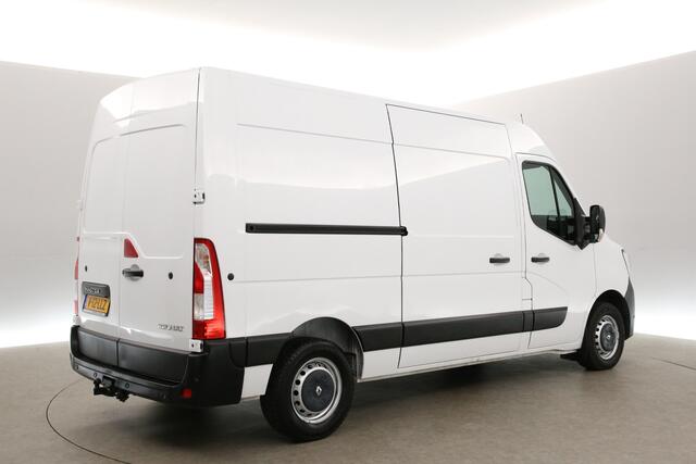Renault MASTER T33 2.3 dCi L2H2 150PK Camera Cruise Carplay LED Airco Navigatie Trekhaak 3 Persoons PDC