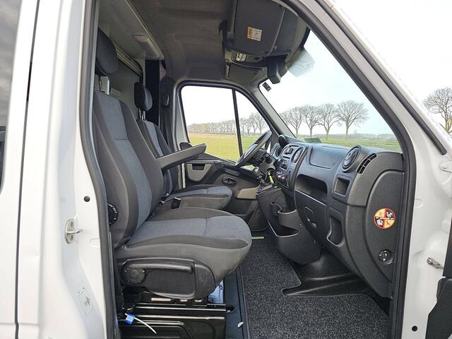 Renault MASTER T35 2.3 dCi L2H2 Airco Euro6 NAP Imperiaal Trekhaak Sidebars Oh-Historie!
