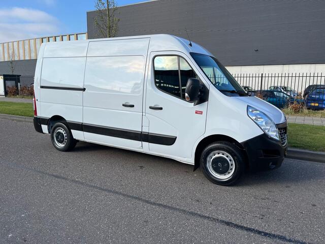 Renault MASTER 130.35 2.3 Dci L2 H2 , Airco , Nav, Euro 6