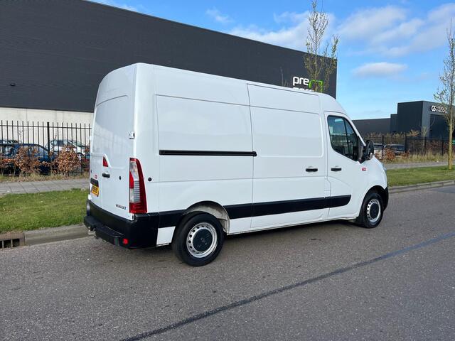 Renault MASTER 130.35 2.3 Dci L2 H2 , Airco , Nav, Euro 6