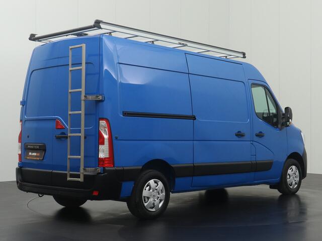 Renault MASTER 2.3DCI 136PK L2H2 | Kastinrichting | Imperiaal | Navigatie | Camera | 3-Persoons | Airco | Cruise