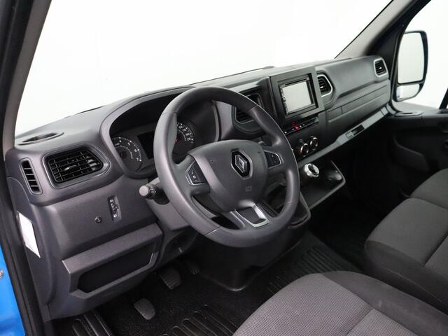 Renault MASTER 2.3DCI 136PK L2H2 | Kastinrichting | Imperiaal | Navigatie | Camera | 3-Persoons | Airco | Cruise
