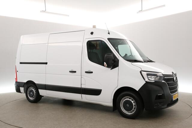 Renault MASTER T35 2.3 dCi 135 L2H2 Airco Cruise LED Trekhaak PDC Elektrpakket