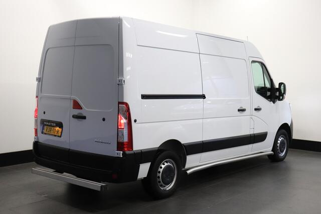 Renault MASTER 2.3 dCi 150PK L2H2 EURO 6 - Airco - Cruise - PDC - ¤ 15.900,- Excl.