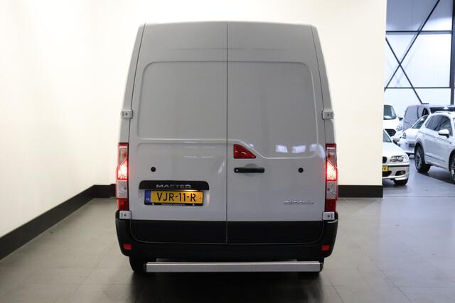 Renault MASTER 2.3 dCi 150PK L2H2 EURO 6 - Airco - Cruise - PDC - ¤ 15.900,- Excl.