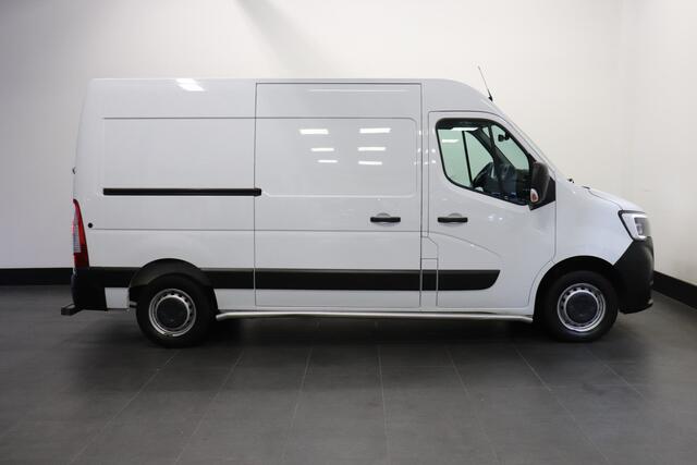 Renault MASTER 2.3 dCi 150PK L2H2 EURO 6 - Airco - Cruise - PDC - ¤ 15.900,- Excl.