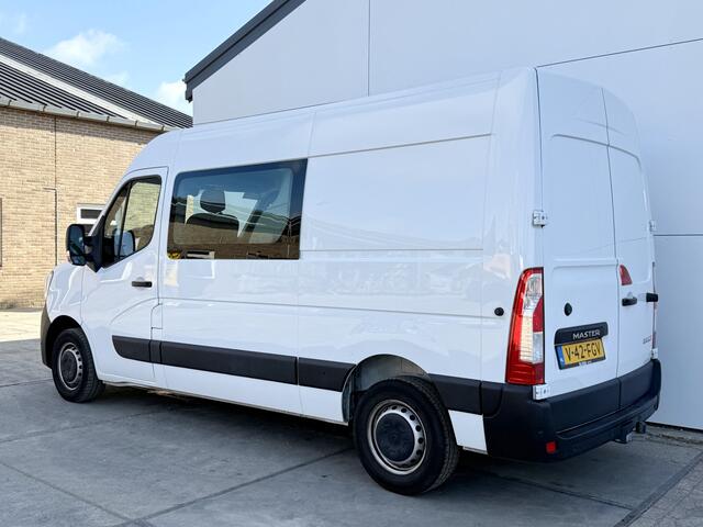 Renault MASTER T35 2.3 dCi 180PK **Fabrieksgrantie tot 04-2026** L2H2 Dubbele Cabine Airco Cruise Control Trekhaak Camera APK to 4-2027