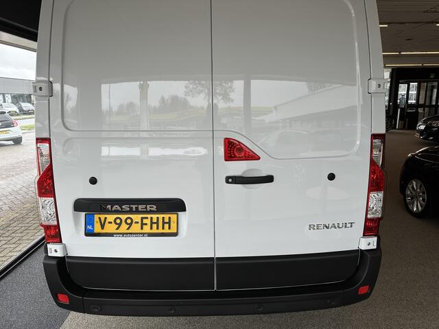 Renault MASTER T35 2.3 dCi 135 L2H2 Comfort | R-link navi | vloer | airco | parkeersensor | tijdelijk gratis Top Afleverpakket twv Eur 695
