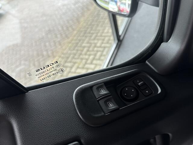 Renault MASTER T35 2.3 dCi 135 L2H2 Comfort | R-link navi | vloer | airco | parkeersensor | tijdelijk gratis Top Afleverpakket twv Eur 695