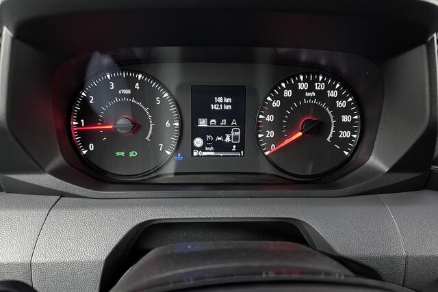 Renault MASTER 2.0 dCi 130 L2H2 | Camera | Apple carplay | Cruise control | Bijrijdersbank | Parkeersensoren