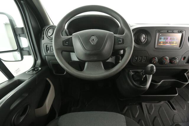 Renault MASTER T35 2.3 dCi L3H2 146PK Airco Cruise Navigatie PDC 3 Persoons Imperiaal Trekhaak