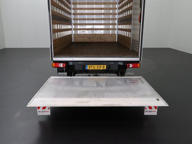 Renault MASTER 2.3DCi 145PK Bakwagen+Laadklep | Trekhaak | Dakspoiler | Zijdeur | Betimmering | 3-Persoons