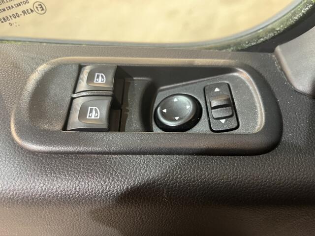 Renault MASTER T35 2.3 dCi 135 PK L2 Open Laadbak / Euro 6 / Airco / CarPlay / Imperiaal / Cruise Control / 11.200 KM !!