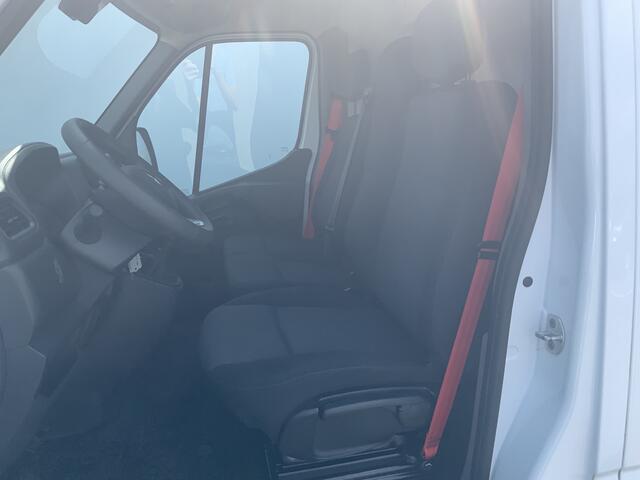 Renault MASTER T35 2.3 dCi 150 L2H2 Energy Work Edition Airco Cruise 3 Zits Navi Camera Trekhaak 2500 kg Euro 6