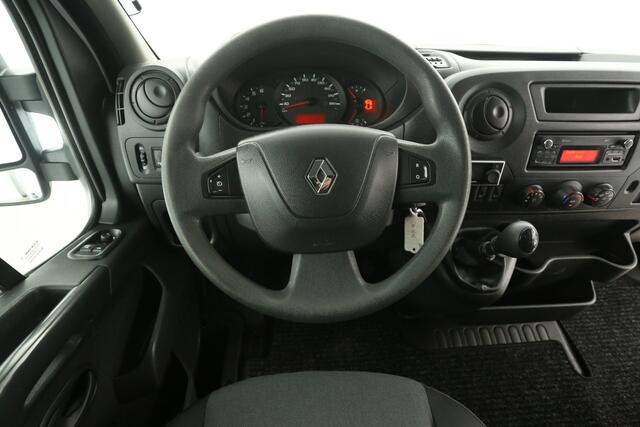 Renault MASTER T33 2.3 dCi L2H2 146PK Airco Camera Cruise Parkeersensoren Elektrpakket Trekhaak