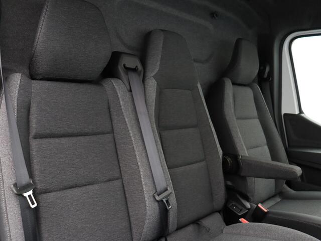 Renault MASTER T35 2.0 dCi 150 L2H2 Advance | Laadruimtepakket | Climate control | Vierseizoenbanden |