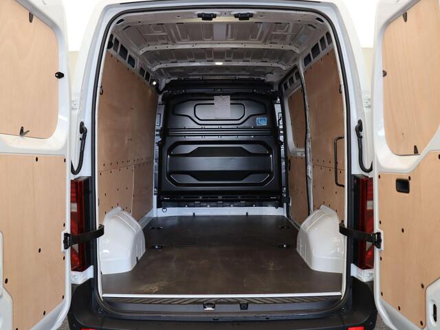 Renault MASTER E-Tech T35 L2H2 Advance long range 87 kWh | Trekhaak | Voorruitverwarming | 447km WLTP Actieradius | Betimmering |