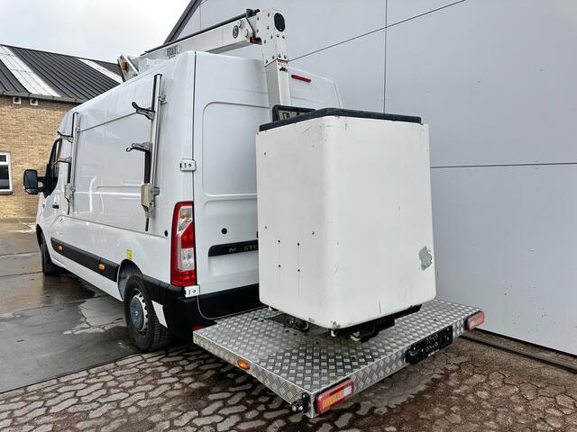 Renault MASTER T35 2.3 dCi L2H2 Hoogwerker Hubarbeitsbühne Aerial Lift Truck 12,5 Meter Versalift Airco Cruise Control Trekhaa