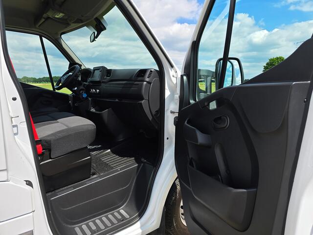 Renault MASTER T35 2.3 dCi Lowliner - 145 Pk - Euro 6 - Navi - ParkeerCamera - Airco - Cruise Control