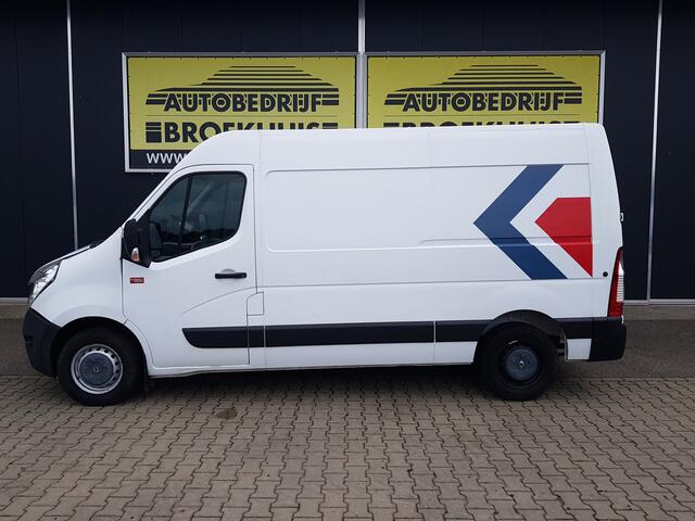 Renault MASTER T35 2.3 dCi L2H3 Stop & Start