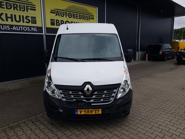 Renault MASTER T35 2.3 dCi L2H3 Stop & Start