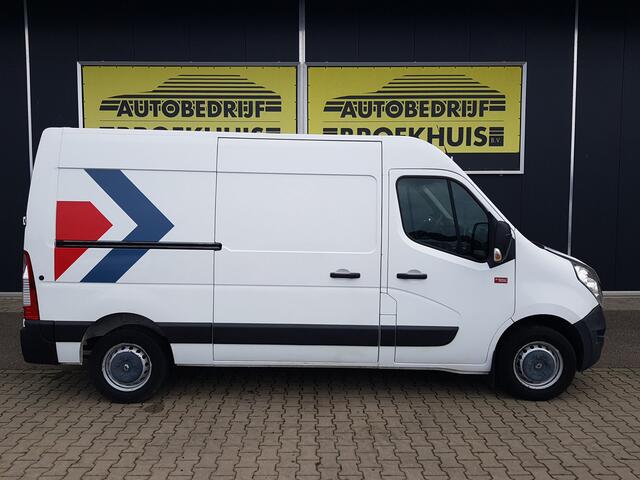 Renault MASTER T35 2.3 dCi L2H3 Stop & Start