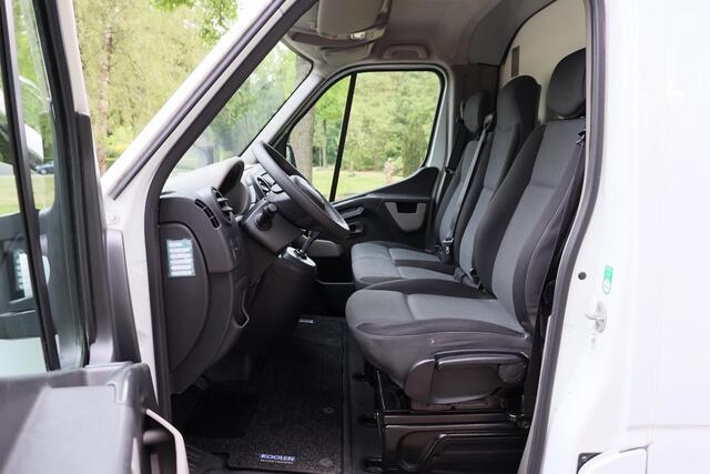 Renault MASTER T35 2.3 dCi L3H2 2016 | Koelwagen | Automaat | Airco | Boekjes | 2 Sleutels | Elektrische Ramen | Stuurwiel Bediening | Radio BT | Luchtkoeler | KLEGE