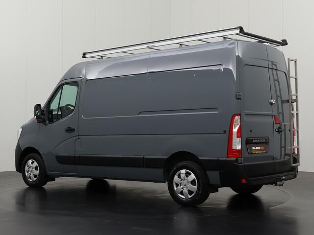 Renault MASTER 2.3DCi 135PK L2H2 | Imperiaal | Trekhaak | Navigatie | 3-Persoons | Airco | Cruise