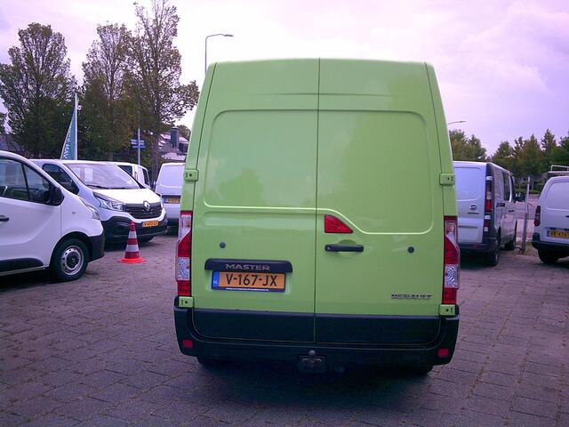Renault MASTER T35 2.3 dCi L1H2 VOORZIEN VAN AIRCO+CRUISE+NAV.+TREKHAAK