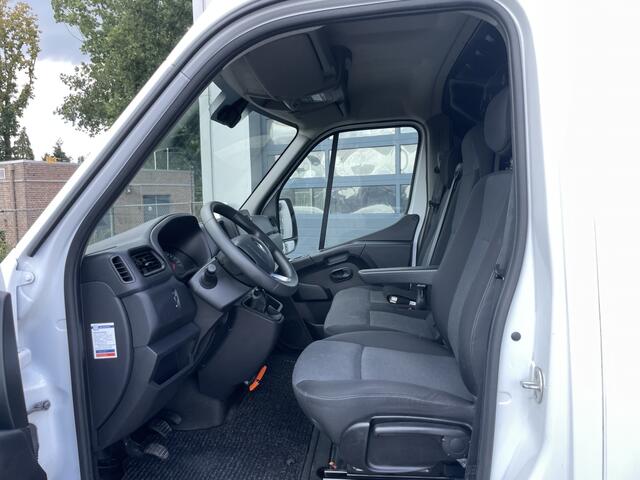 Renault MASTER T35 2.3dCi 136PK L2H2 Airco | Navigatie