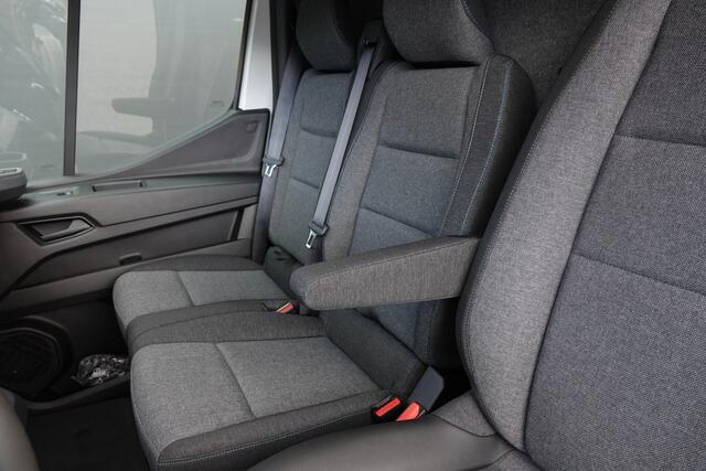 Renault MASTER T35 | L2H2 | 2.0Dci 150Pk | Stoel-Bank | Achteruitrijcamera | Opstaptrede | LED