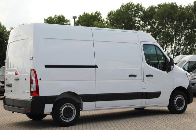 Renault MASTER T35 2.3dCi 136pk L2H2 | Airco | Cruise | Navi | DAB | Lease 501,- p/m