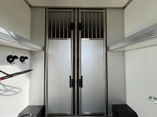 Renault MASTER 2.3DCI Paardenwagen Hengsten Uitvoering Airco Navi Cruisecontrol