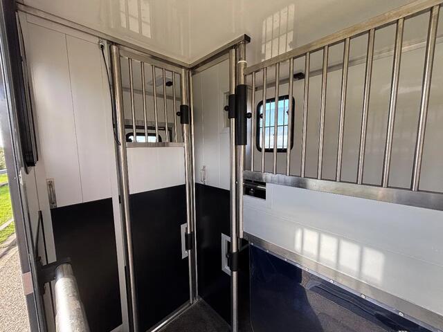 Renault MASTER 2.3DCI Paardenwagen Hengsten Uitvoering Airco Navi Cruisecontrol