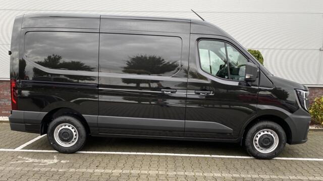 Renault MASTER T35 2.0 dCi 130 L2H2 Advance Stoelverwarming / Laadruimte betimmering / Trekhaak