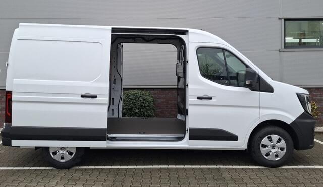 Renault MASTER T35 2.0 dCi 170 L2H2 Extra Laadruimte betimmering / 2 keer schuifdeur / Trekhaak