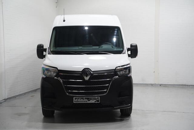Renault MASTER 2.3 dCi 135 L2H2 Comfort Airco, Apple Carplay Navi, PDC achter, 3-Zits