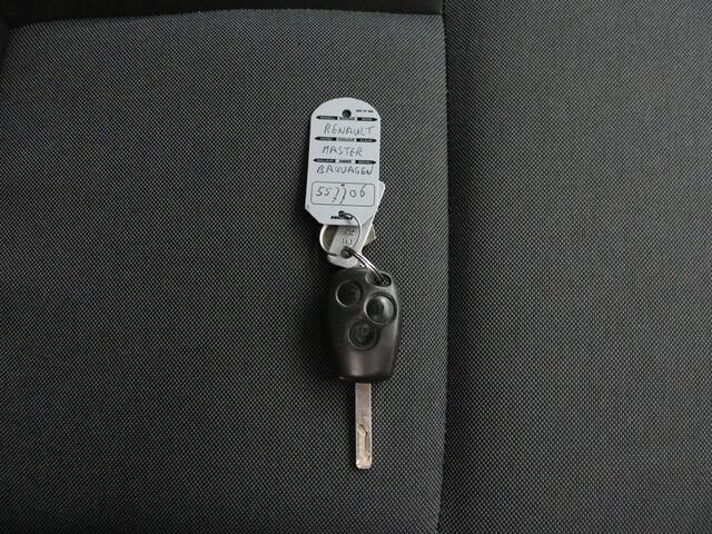 Renault MASTER 2.3DCi 130PK Koelbakwagen 12V/220V | 3-Persoons