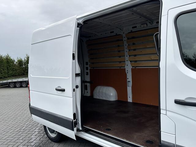 Renault MASTER T35 2.3 dCi 135 PK / L2H2 / 1e EIG. / 40.759 KM / TREKHAAK / AIRCO / NAVIGATIE / LED DAGRIJVERL.