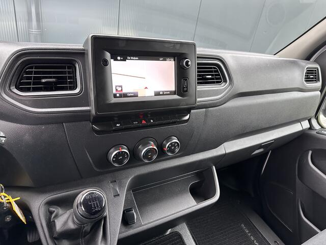 Renault MASTER T35 2.3 dCi 135 PK / L2H2 / 1e EIG. / 40.759 KM / TREKHAAK / AIRCO / NAVIGATIE / LED DAGRIJVERL.