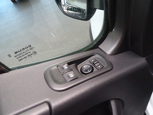 Renault MASTER T35 2.3 dCi 135 L2H2