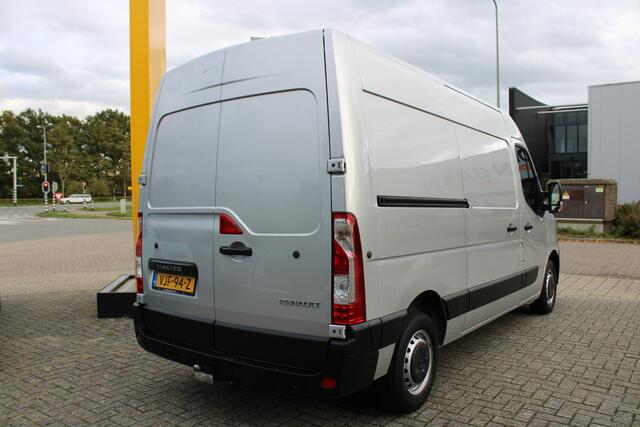 Renault MASTER T35 2.3 dCi 180 L2H2 Energy
