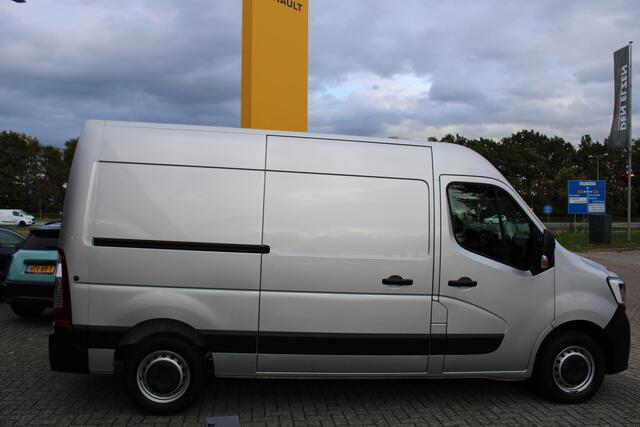 Renault MASTER T35 2.3 dCi 180 L2H2 Energy